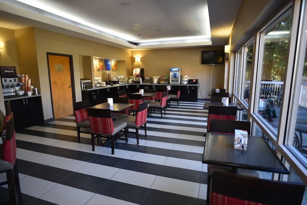 Comfort At Ridgewood Farm Hotel Salem
